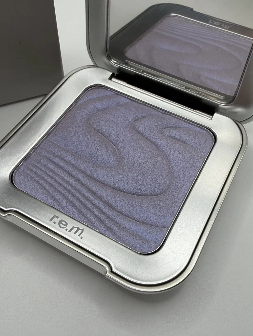 r.e.m. Beauty Interstellar Highlighter Topper~Miss Neptune~Full Size 8 g NIB